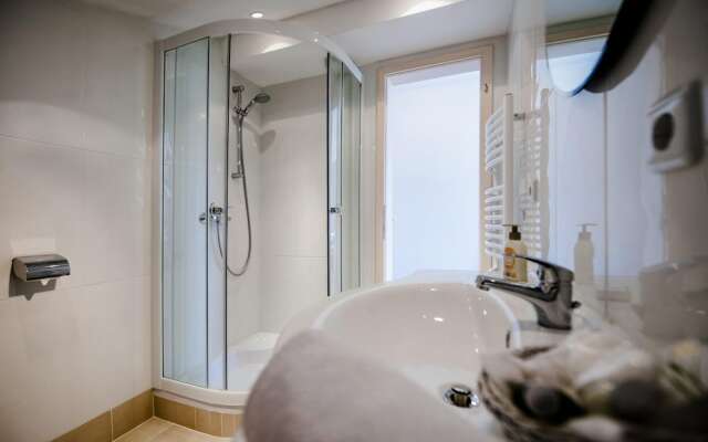 Apartments and Room Marko