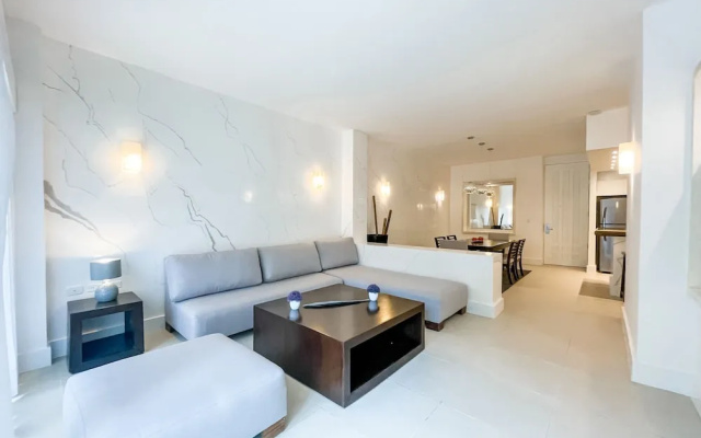 Aldea Thai by Playa Moments