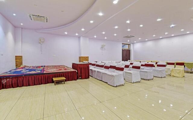 Super OYO Flagship Hotel Mickey Mouse