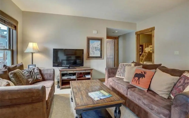 Jackpine Lodge 2 Bedroom Condo