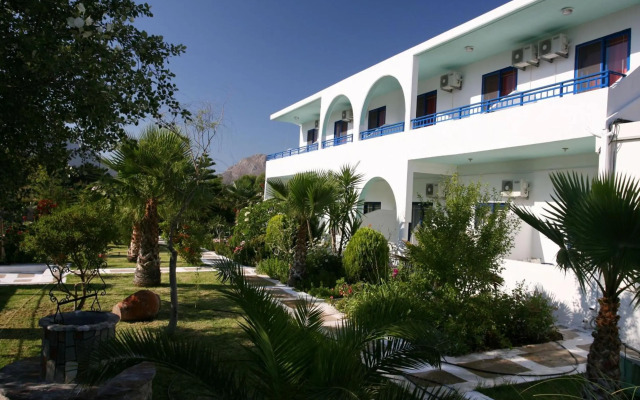 Nitsa Apartments