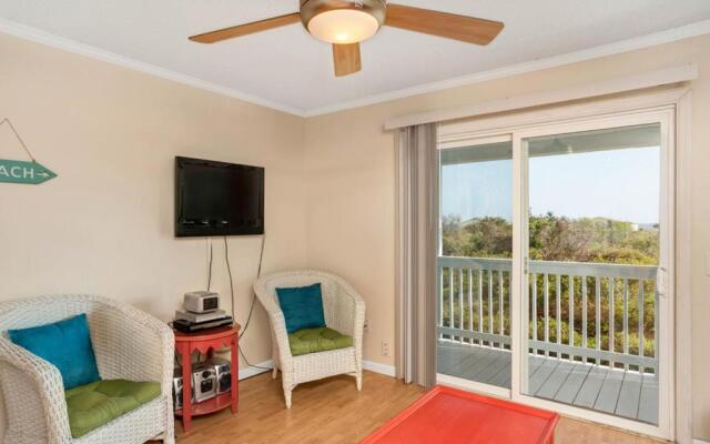 The Hideaway by Oak Island Accommodations