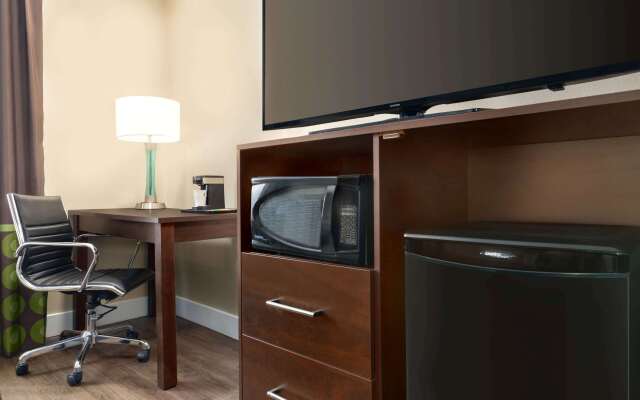 Super 8 by Wyndham Ajax/Toronto On