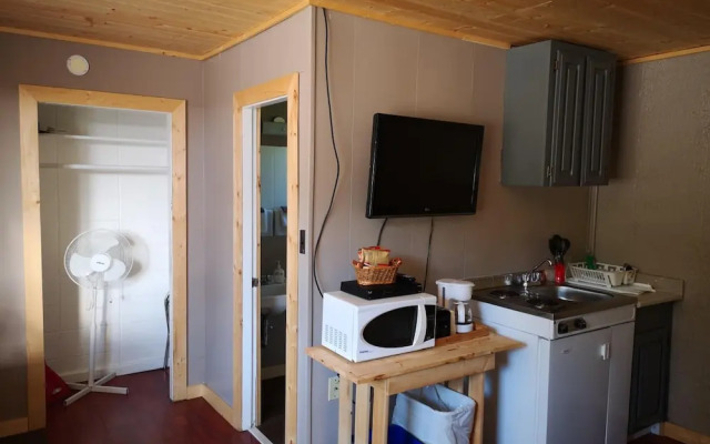 Overlook Inn & Cabins