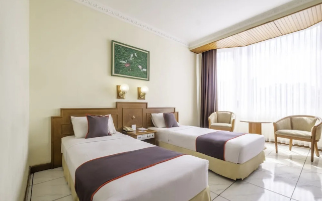 Super OYO Collection O 25 Hotel Baltika