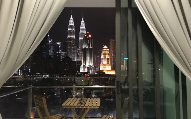 Cozy Homestay With KLCC Twin Tower View