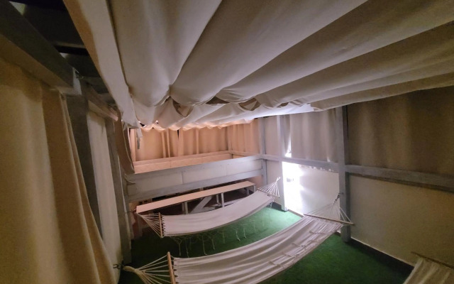 HIGH RELAXING Alboran Hills