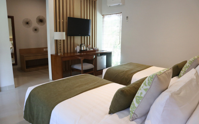 The Cakra Hotel