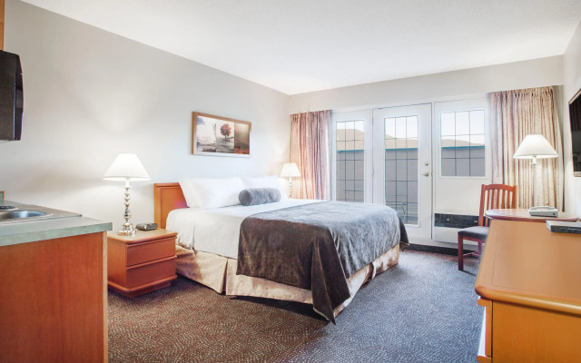 Super 8 by Wyndham Castlegar BC