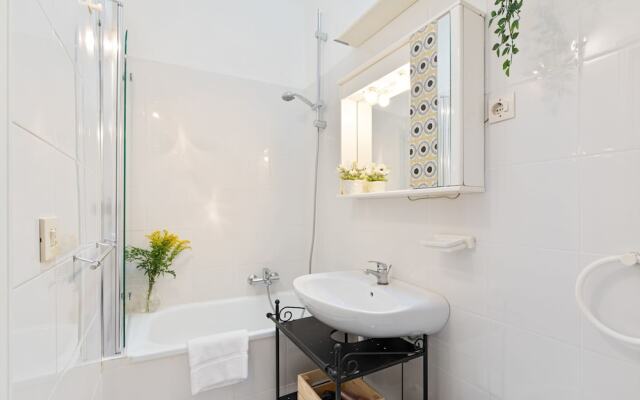 Rome As You Feel - Monti Apartment