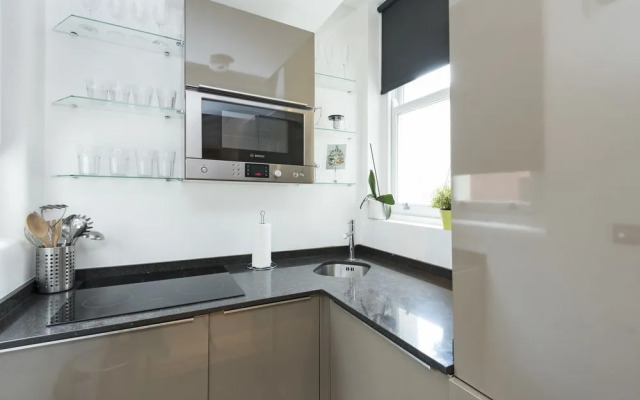 City Promenade Apartments