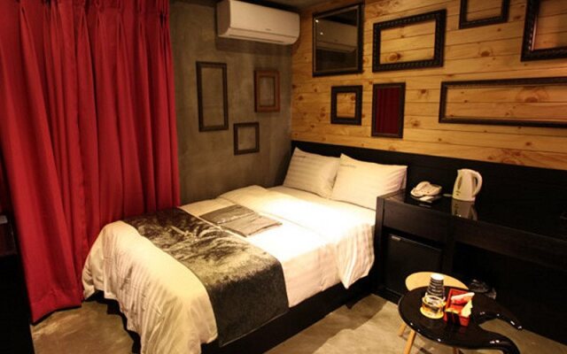 My Place Hotel