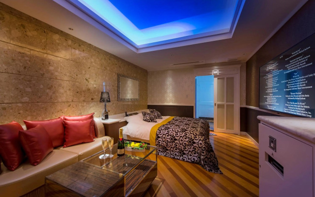 HOTEL W-AVANZA-W GROUP HOTELS and RESORTS-