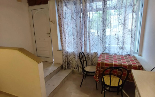 Villa Avra