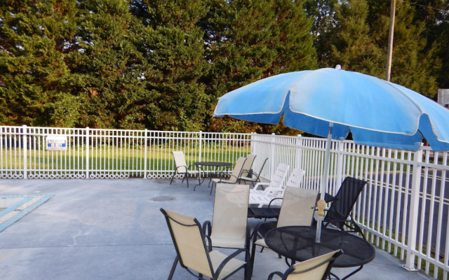 Americas Best Value Inn Marion, NC