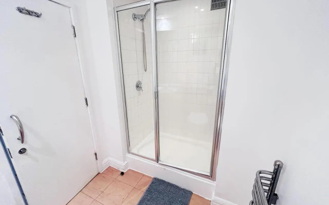 Amazing Flat Near South Kensington - 2 To 3 Bedrooms