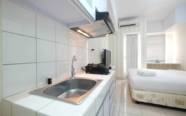 Best Price Studio Apartment @ Springlake Summarecon