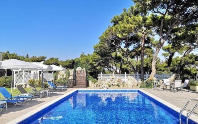 Holiday Home 4 Bedrooms - Koskinou
