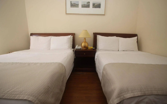 Midwood Suites Brooklyn