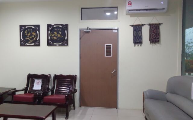 Borneo Suites Hotel