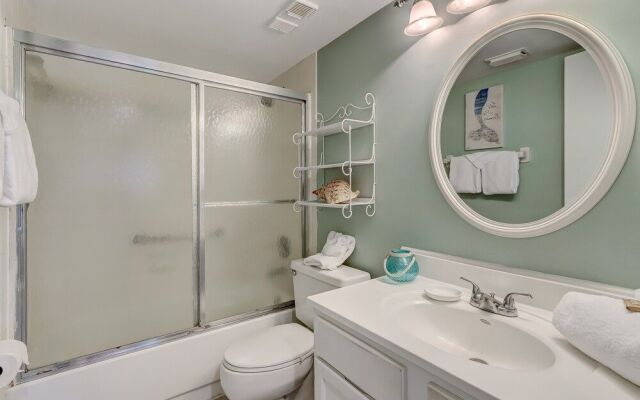Tropical Condo with Spectacular Ocean Sunrises Views by RedAwning