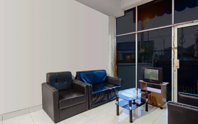 OYO 3083 D Kost 3 Syariah