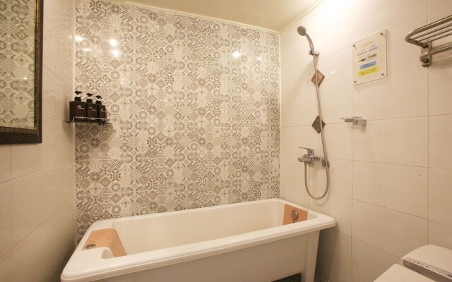 Yangpyeong Show Hotel