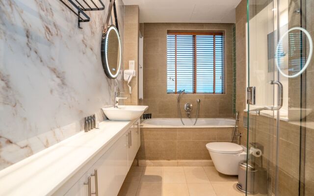 Vacay Lettings - Iris Blue