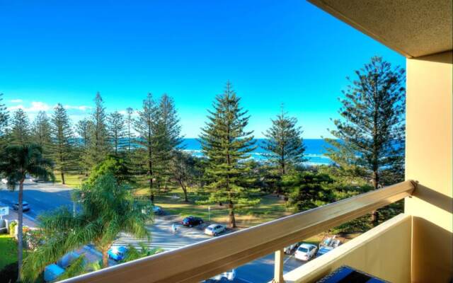 Oceania Beachside Holiday Apartments