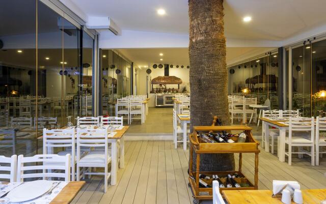 Charm Beach Hotel - All Inclusive