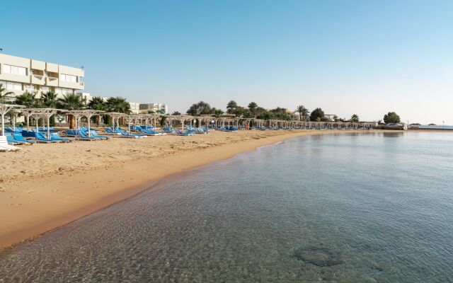 Seven Seas Jolie Bay