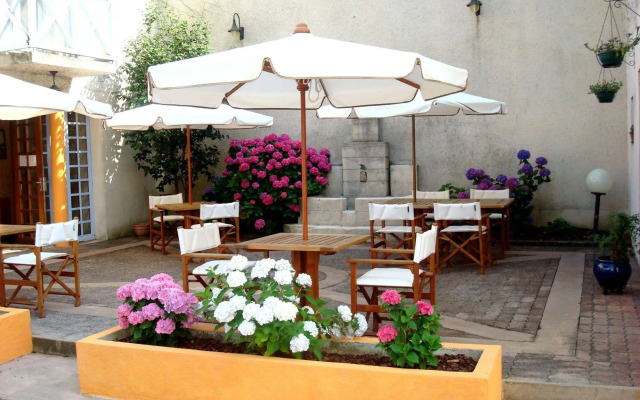 Hôtel Le Réverbère de Vic en Bigorre
