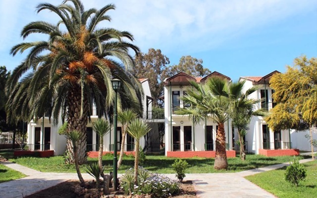 Grand Asa Family Suites