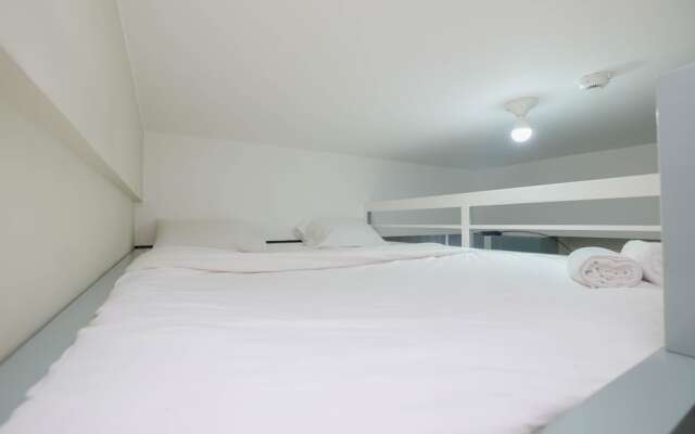 Warm And Restful Studio At Springlake Summarecon Apartment