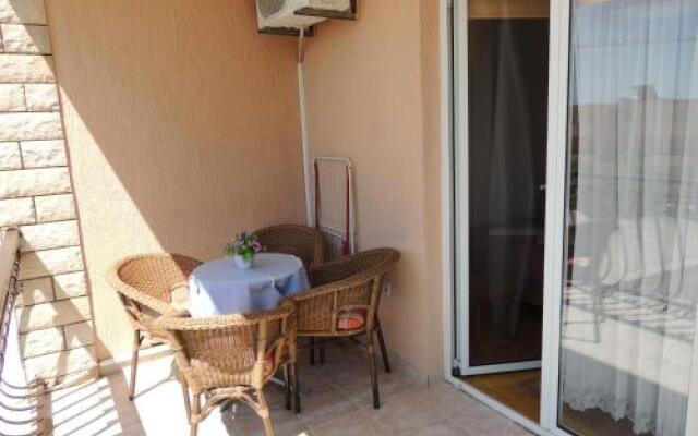 Apartmani Sutic & Restaurant San