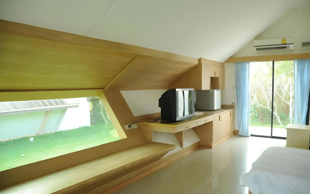 DNA Super Ozone Resort KhaoYai