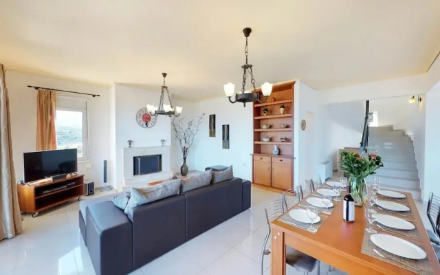 Villa Angelika Two-storey House With Pool for 7
