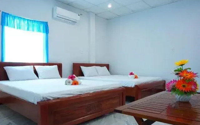 Cham Island Homestay Lau Thu