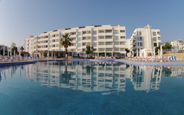 Jasmine Court Hotel