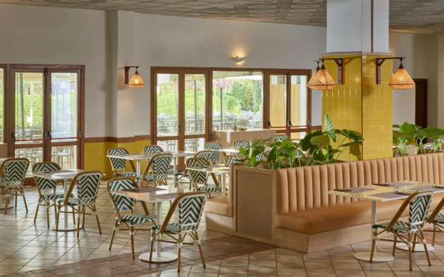 Serenè Resort