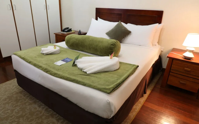 Huon Gulf Hotel