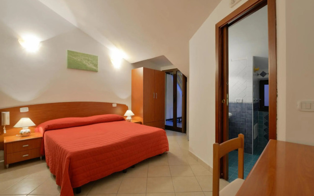 Hotel La Marina
