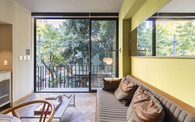 Casa Londres by Kukun