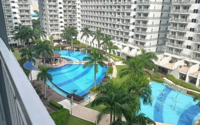 1 BR Shell Residences Facing amenities