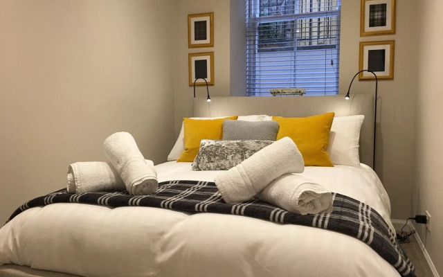 Escape To Edinburgh @ Abercromby Place