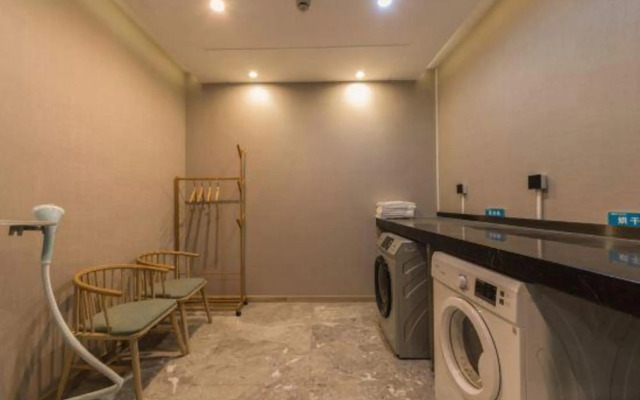 WanYoo Esports Hotel (Shanghai Jiading Nanxiang)