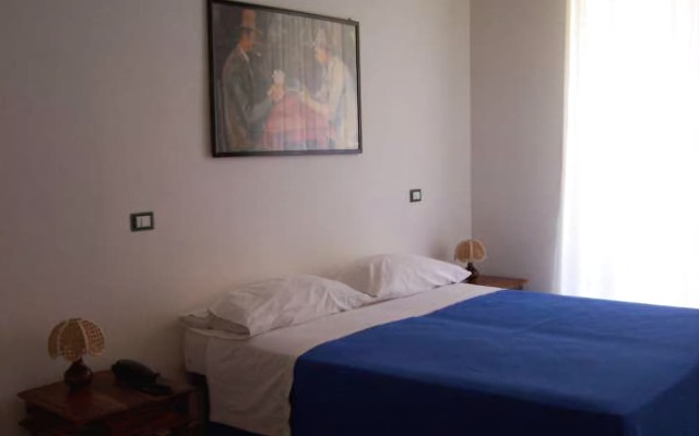 Hotel Moderno