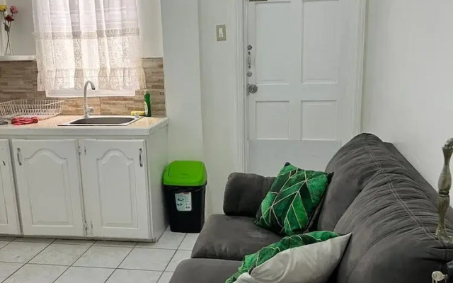 Emerald Aparment