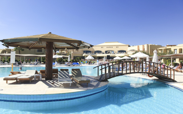 Three Corners Fayrouz Plaza Beach Resort