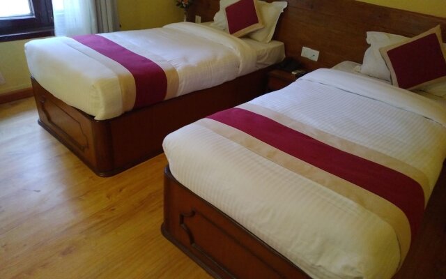 Hotel Green Plum